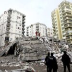 Terremoto-deixa-mais-de-1700-mortos-na-Turquia-e-na-Síria-450x300
