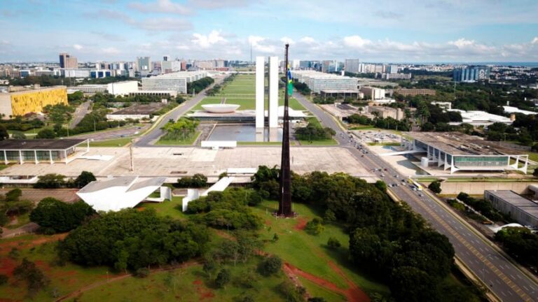 Brasilia-60Anos-2020-74-848x477-1.jpg